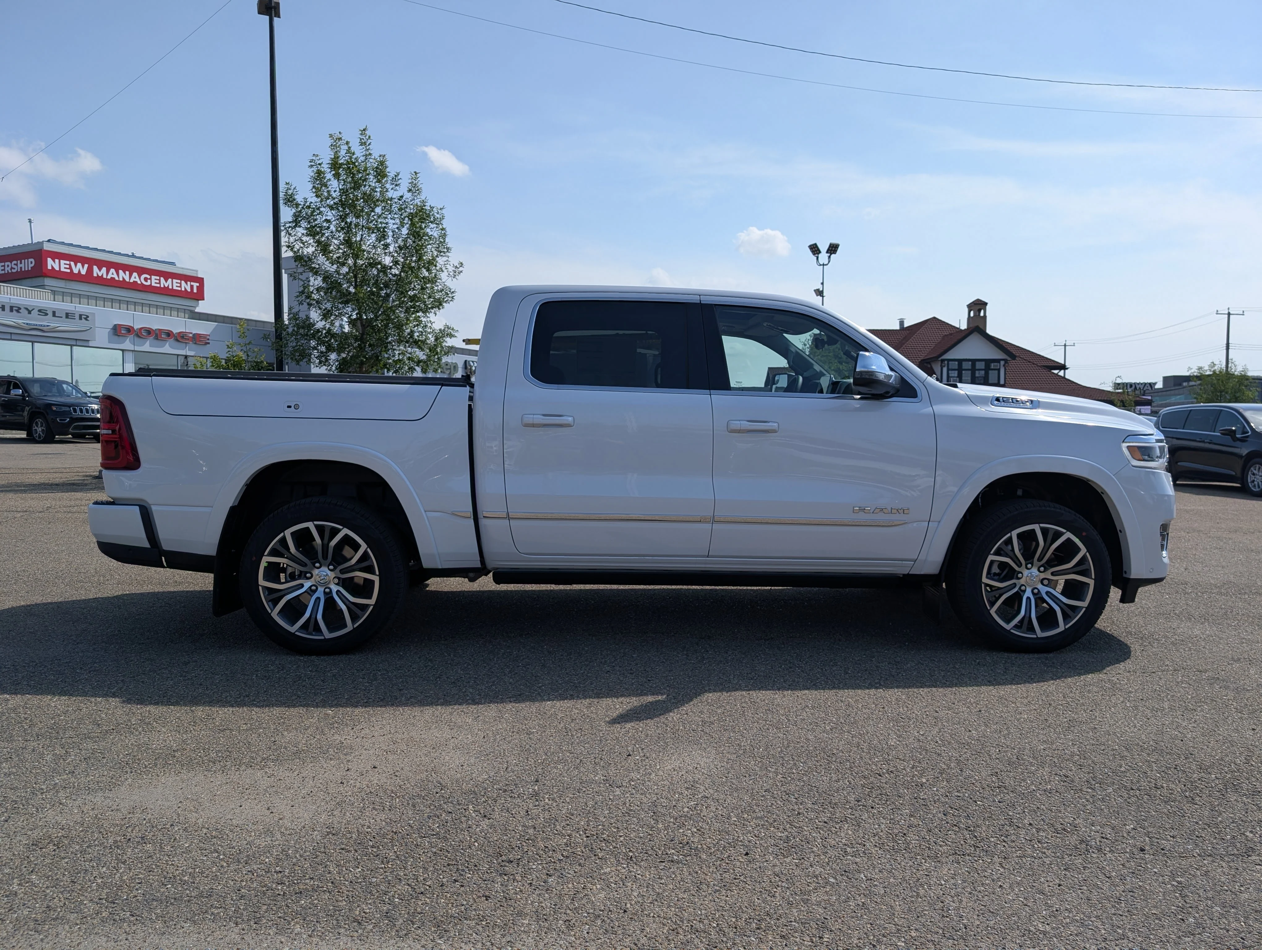 New 2026 Ivory Tri-Coat Pearl Ram Tungsten image 9