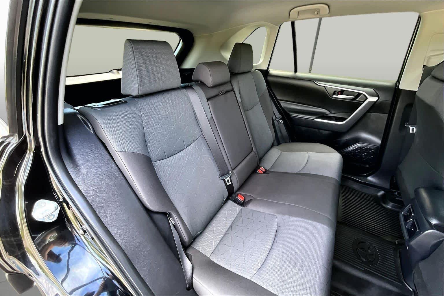 Used 2024 Midnight Black Metallic Toyota Hybrid XLE image 20