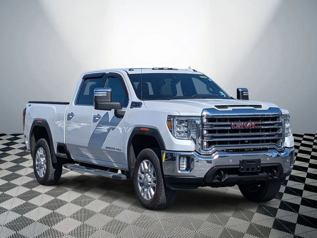 Used 2020 White GMC SLT image 4