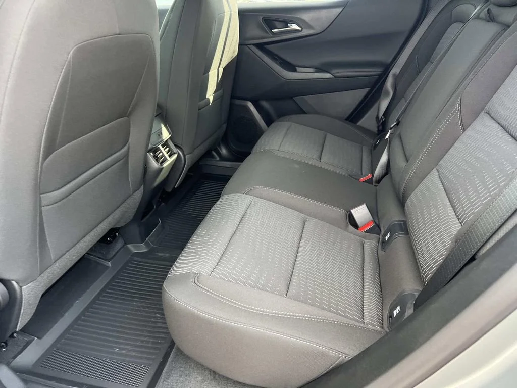 2026 Chevrolet Equinox LT - Photo 9