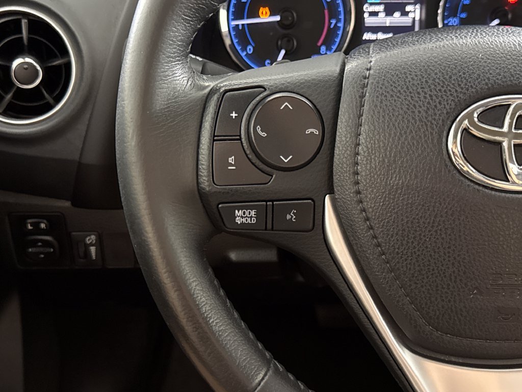 2019 Toyota Corolla SE - Photo 13