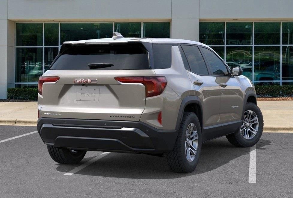 2025 GMC TERRAIN - Image 4