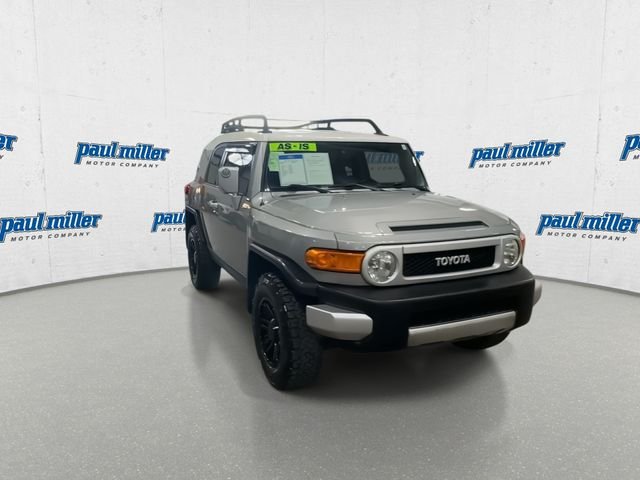Used 2010  Toyota Base image 3