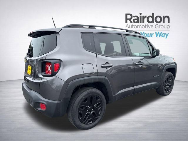 Used 2018 Granite Crystal Metallic Clearcoat Jeep Upland Edition image 7