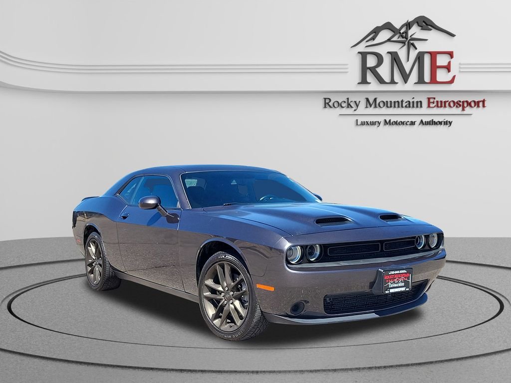 2021 Dodge Challenger SXT