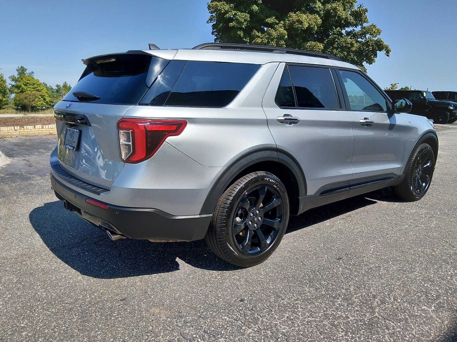 Used 2023 Iconic Silver Ford ST-Line image 3