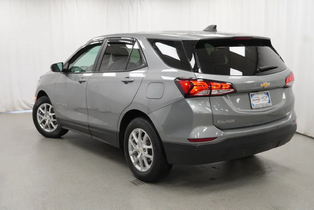 2024 Chevrolet Equinox LS - Photo 18