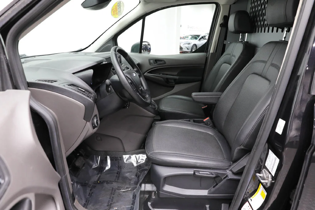 Used 2022 Black Ford XL image 14