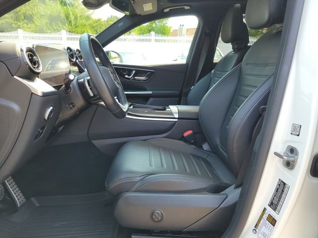 Certified Used 2023  Mercedes-Benz GLC 300 image 19