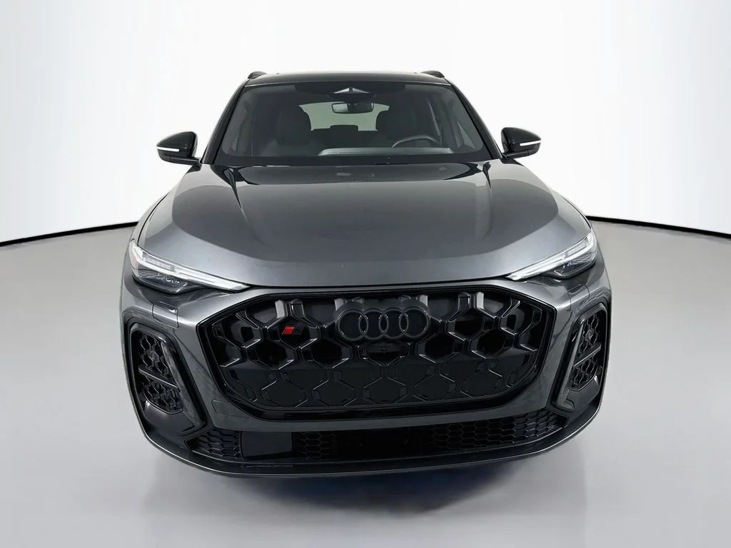 Used 2025 Mythos Black Metallic Audi 3.0T Premium Plus image 6