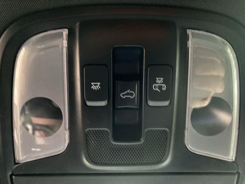 Used 2021 Black Cherry Kia SX image 23