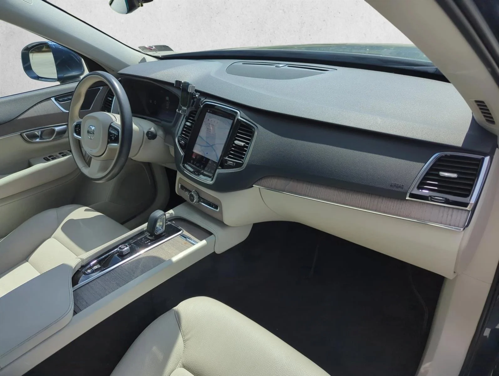 Used 2024 Blue Volvo Plus Bright Theme image 22