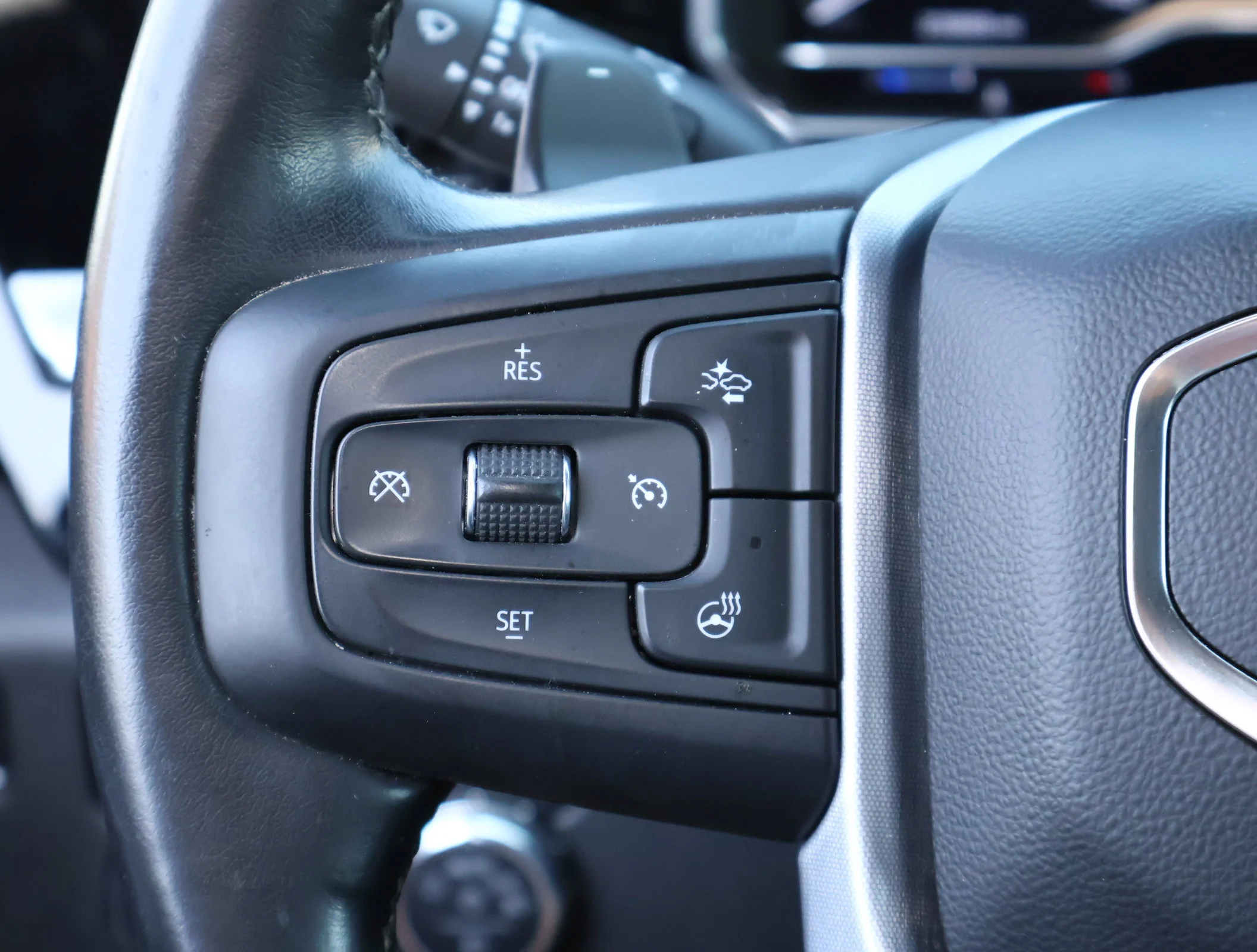 2022 GMC Sierra 1500 SLT - Photo 16