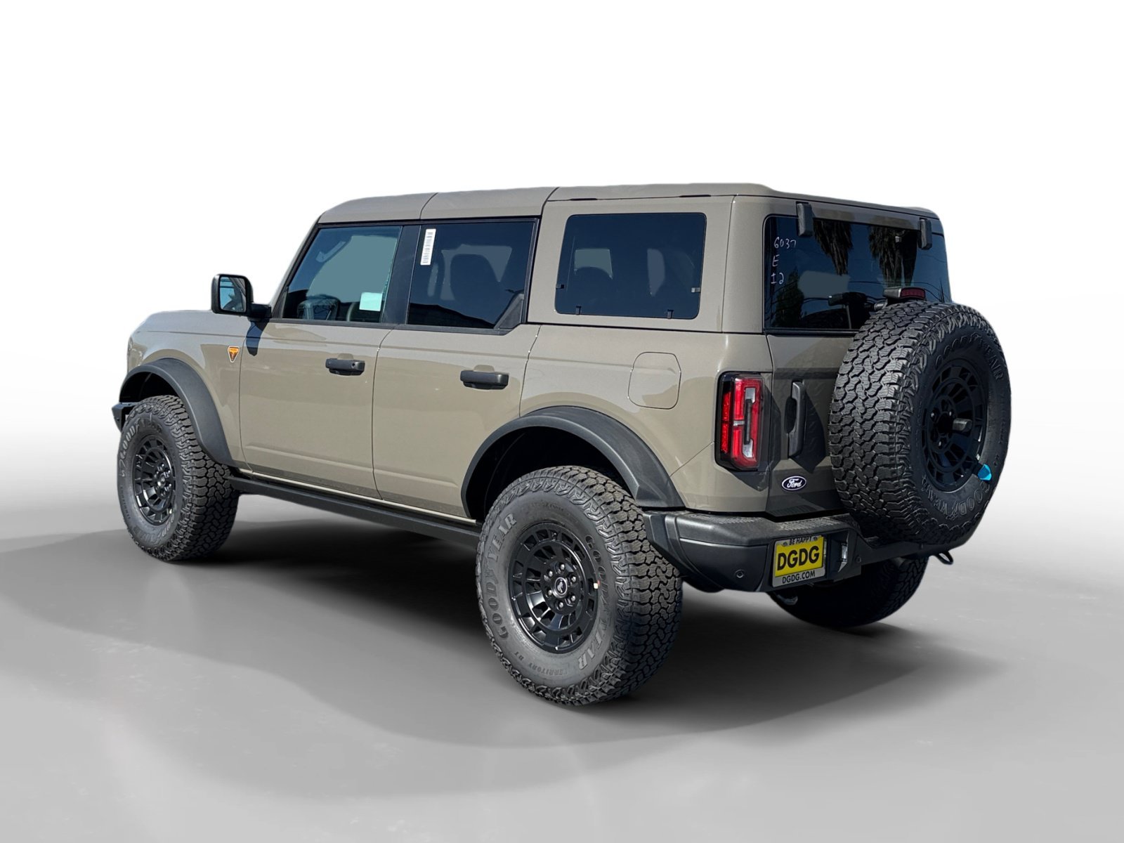 New 2026 MARSH GRAY Ford Badlands image 3