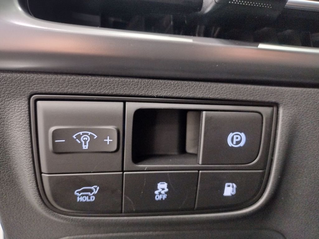 Used 2026 White Hyundai Limited image 30
