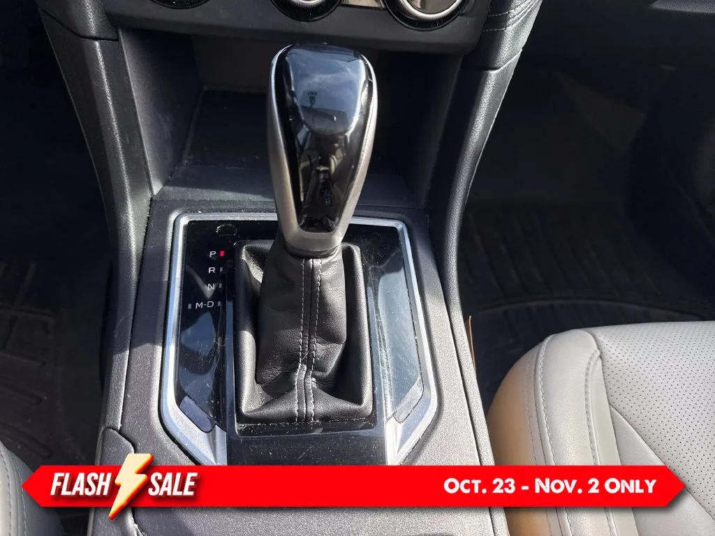 Used 2017 White Subaru 2.0i Limited image 22