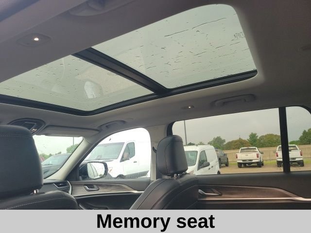 Used 2021 White Jeep Limited image 6