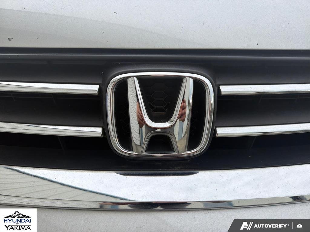 Used 2014 Alabaster Silver Metallic Honda EX-L image 9