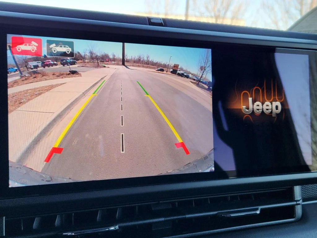 2025 Jeep Wrangler 4-Door Rubicon - Photo 17
