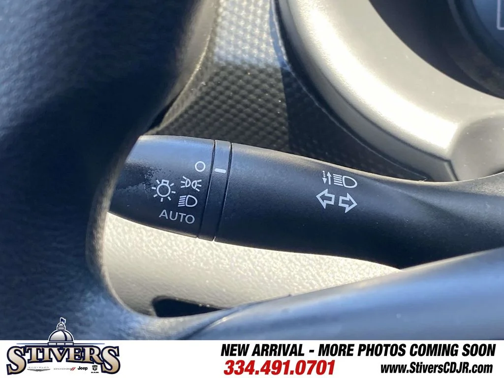 Used 2023 Red Nissan SV image 31
