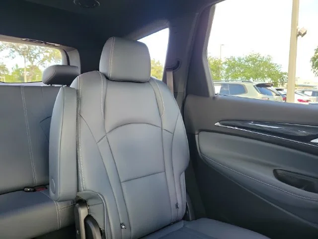 2024 Buick Enclave Essence - Photo 16