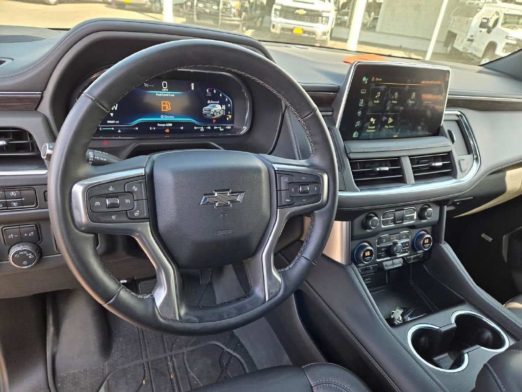 Used 2023 Black Chevrolet Z71 image 9