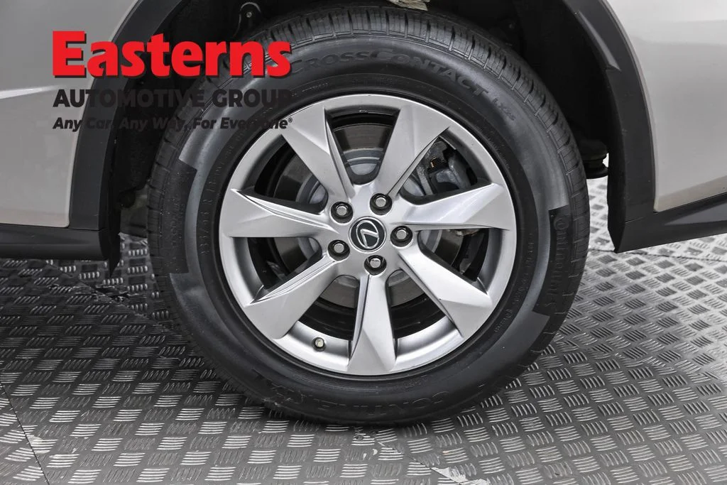 Used 2018 Silver Lexus 350 image 38