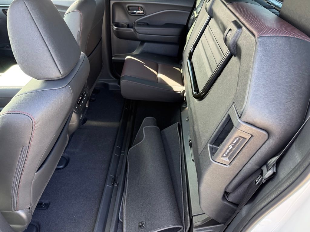 2026 Honda Ridgeline Black Edition - Photo 16