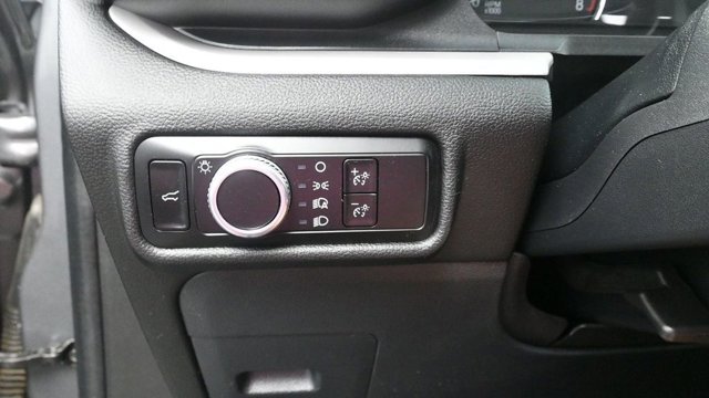 2023 Ford Explorer XLT - Photo 17