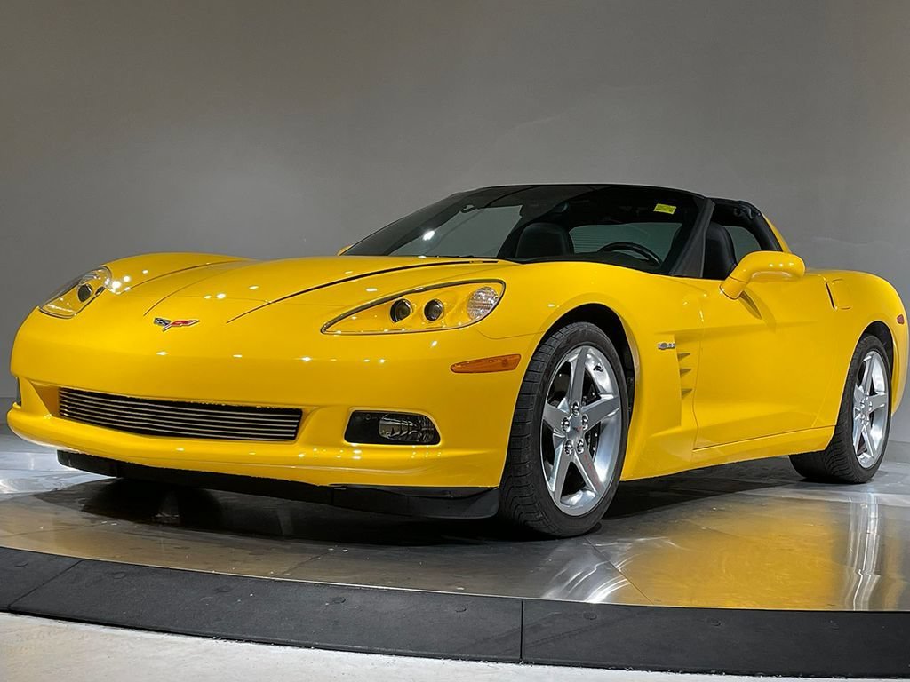 Used 2005 Millenium Yellow Chevrolet BASE image 21