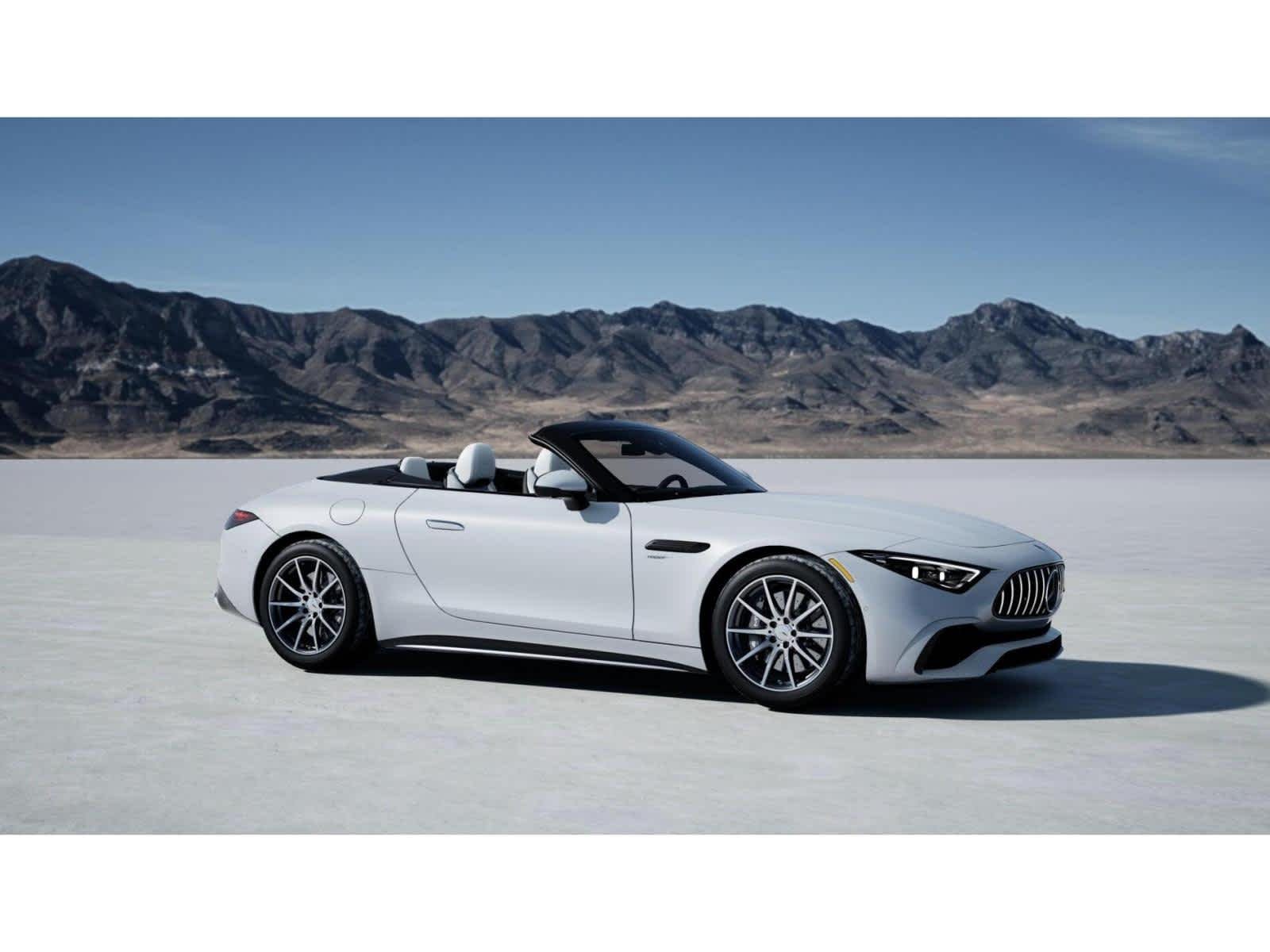 New 2027 MANUFAKTUR Moonlight White Metallic Mercedes-Benz AMG® SL 43 Roadster image 12