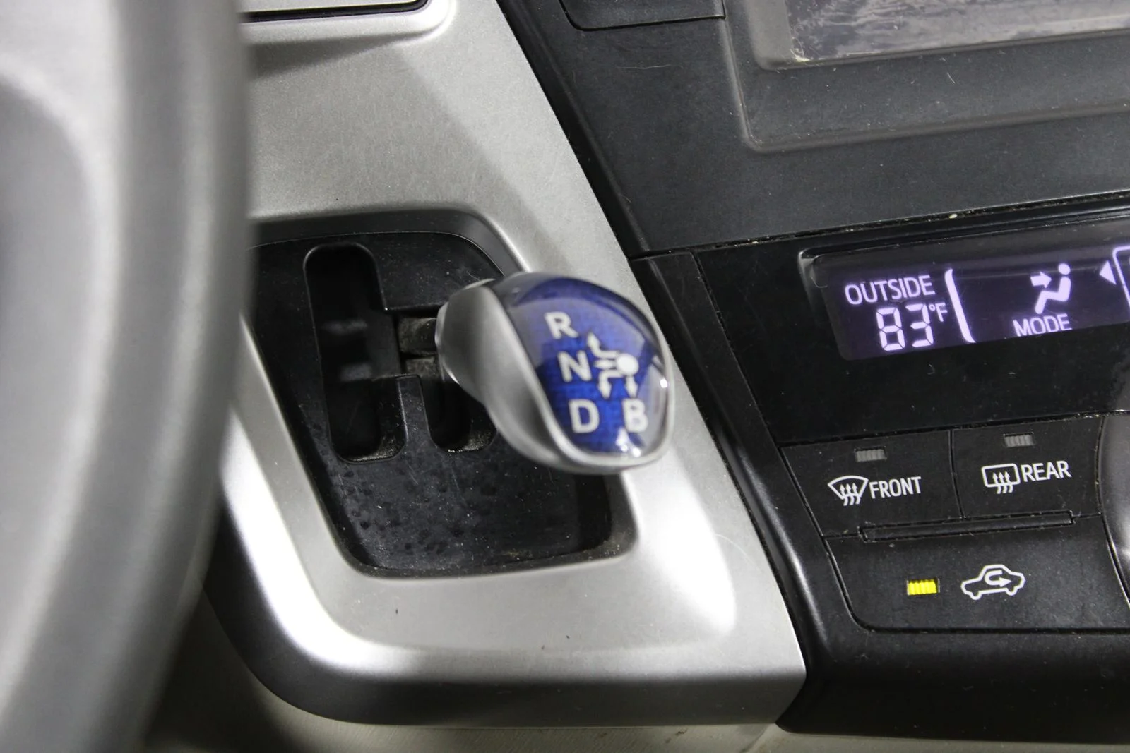 Used 2012 Blue Toyota Three image 27
