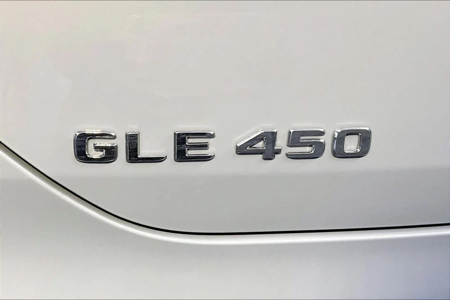 Certified Used 2026 MANUFAKTUR Alpine Grey Mercedes-Benz GLE 450 image 6