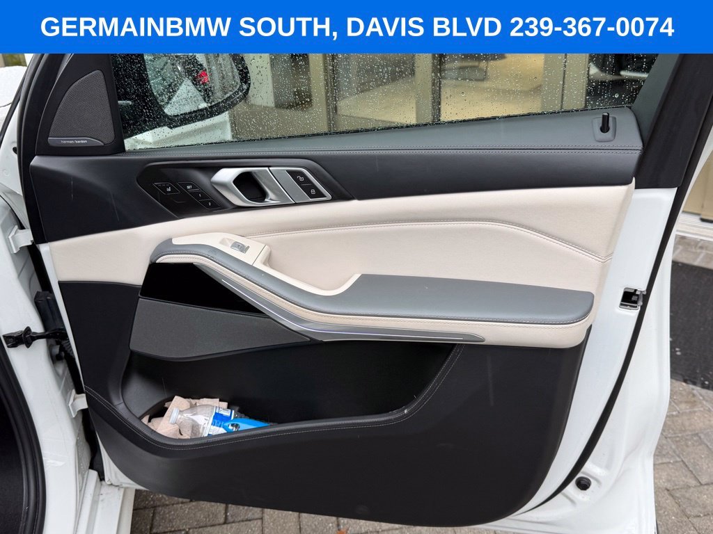 Certified Used 2023 Alpine White BMW xDrive40i image 21