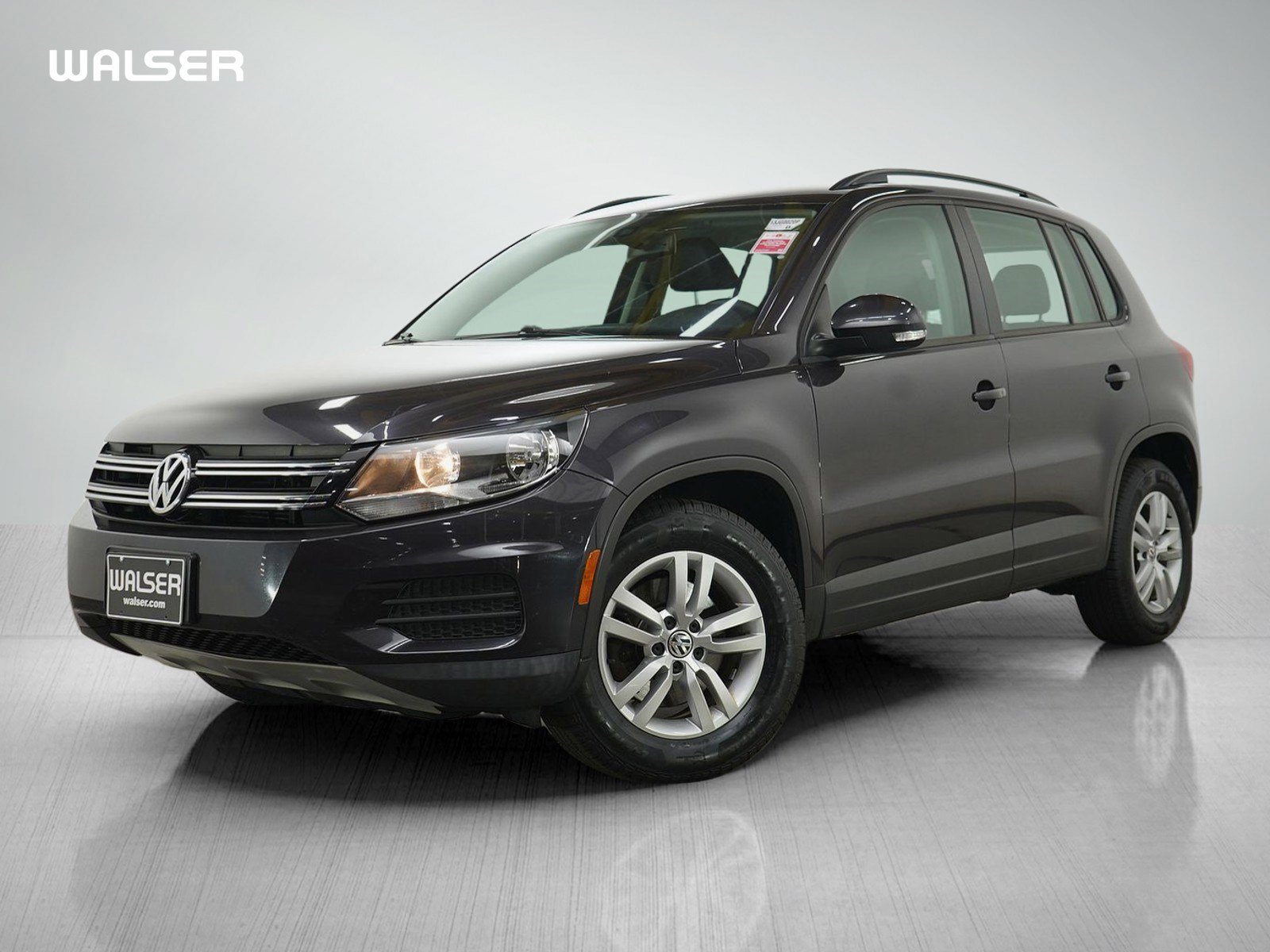 2016 Volkswagen Tiguan 2.0T S 4Motion's photo