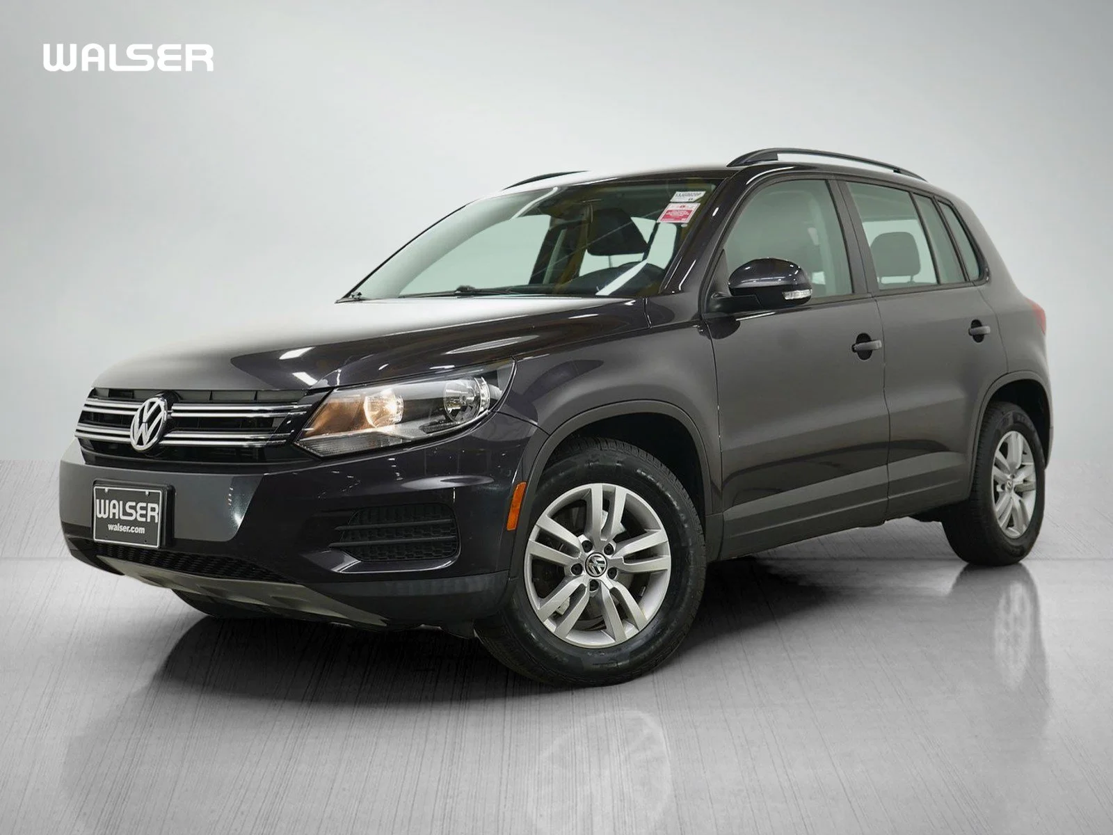 2016 Volkswagen Tiguan 2.0T S 4Motion's photo