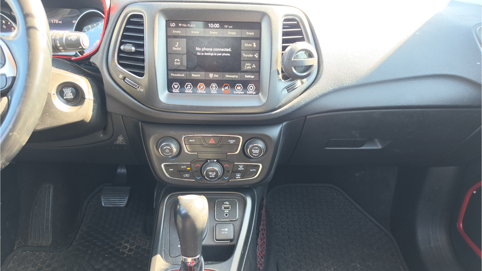 Used 2018 Redline Pearlcoat Jeep Trailhawk image 14
