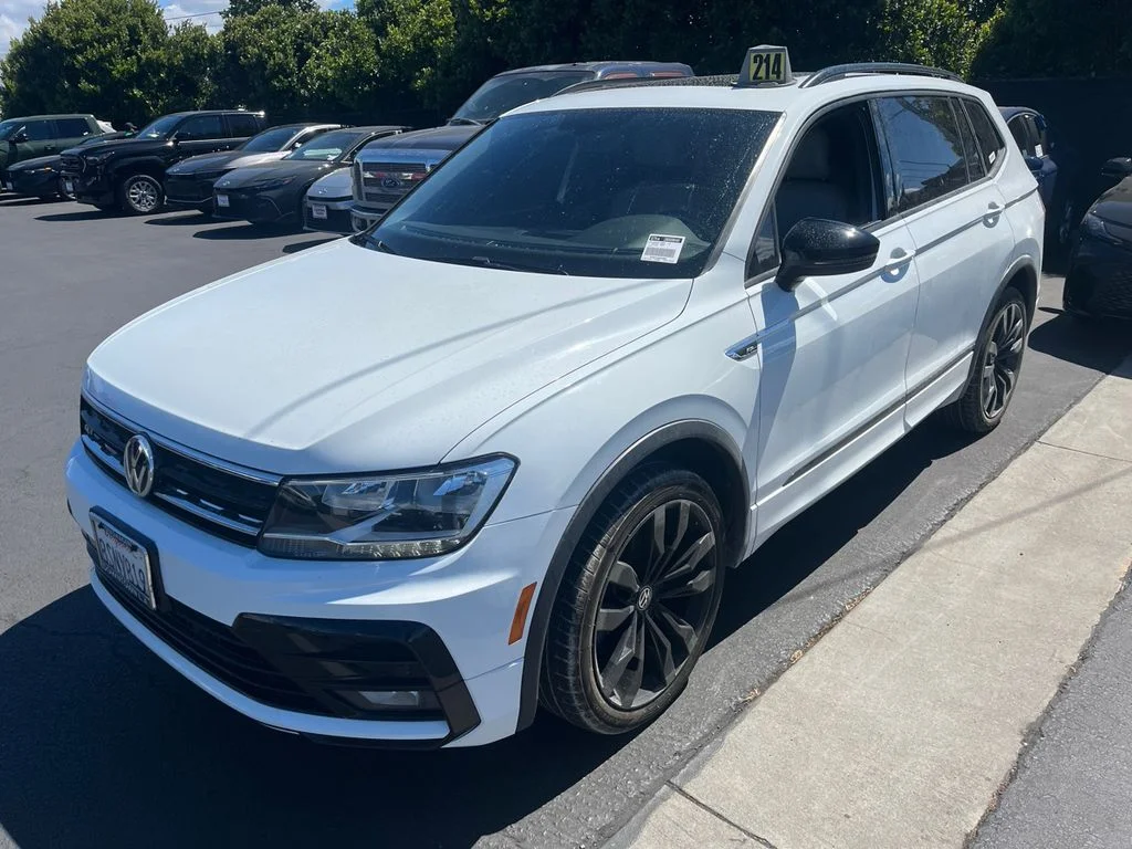 Used 2020 Pure White Volkswagen 2.0T SE R-Line Black image 3