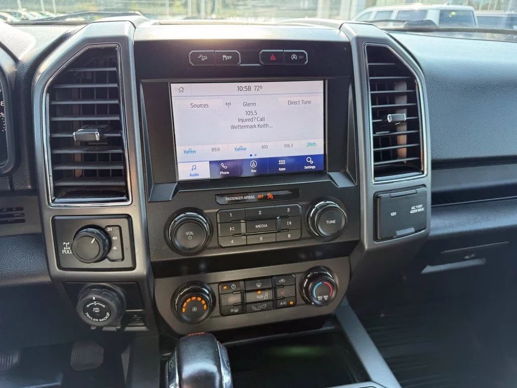 Used 2020 Black Ford XLT image 9