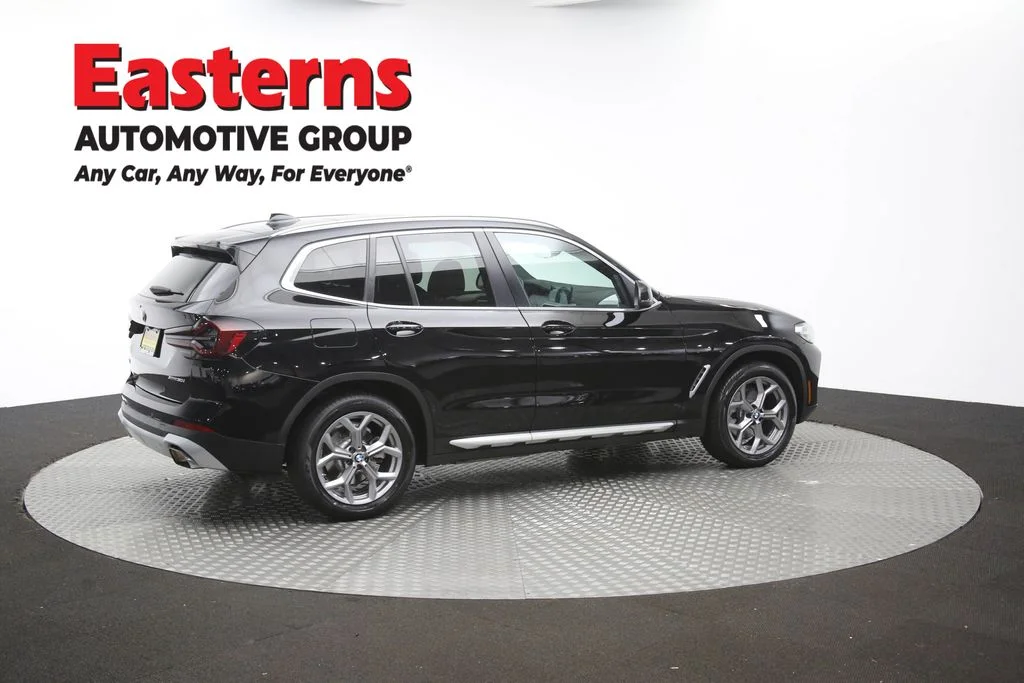 Used 2024 Black BMW xDrive30i image 47