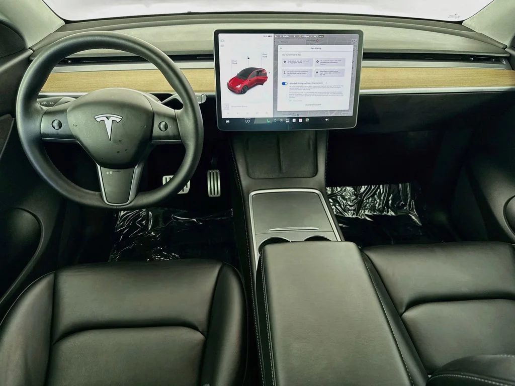 Used 2022 Red Tesla Performance image 24