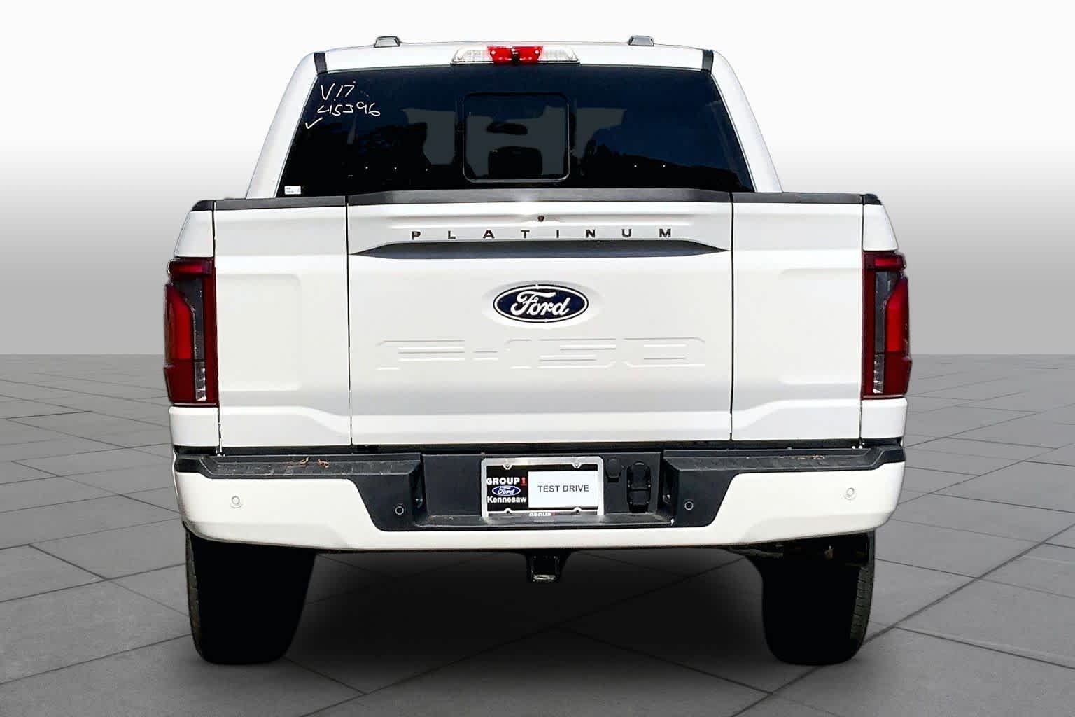 New 2026 Star White Metallic Tri-Coat Ford Platinum® image 4