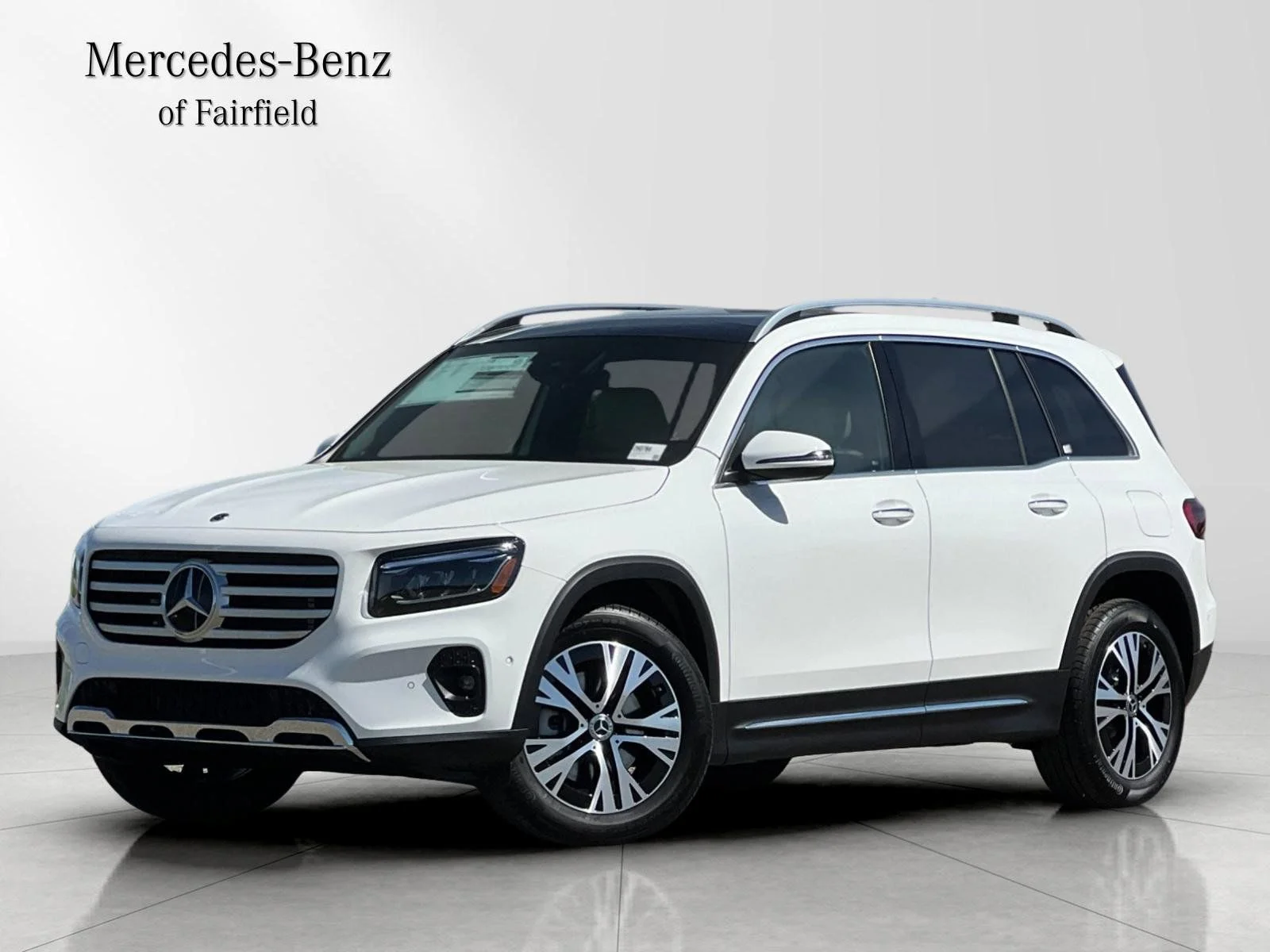 New 2026 White Mercedes-Benz GLB 250 image 1