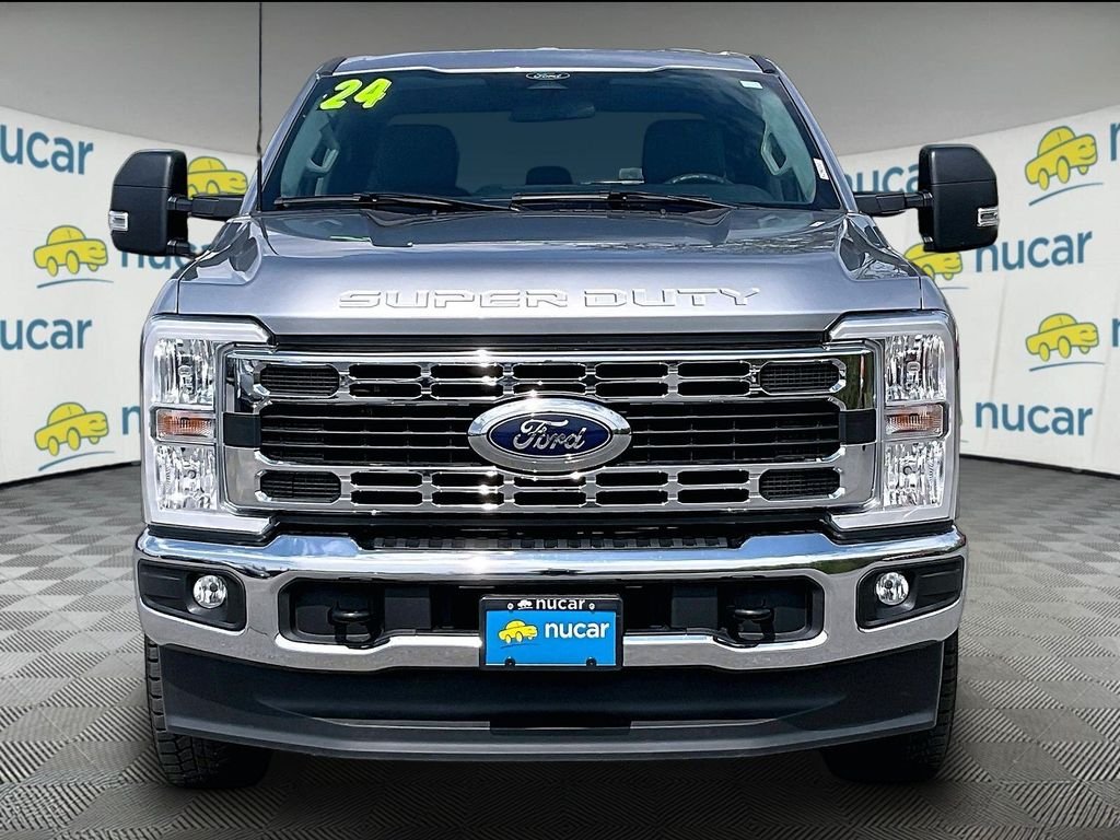 Used 2024 Iconic Silver Metallic Ford XL image 2