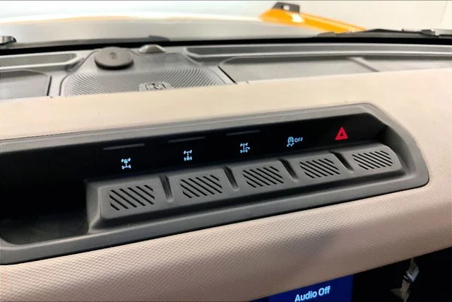 Used 2022 Cyber Orange Metallic Tricoat Ford Wildtrak image 35