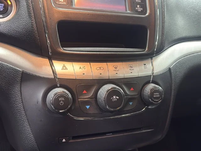 Used 2020 White Dodge SE image 16