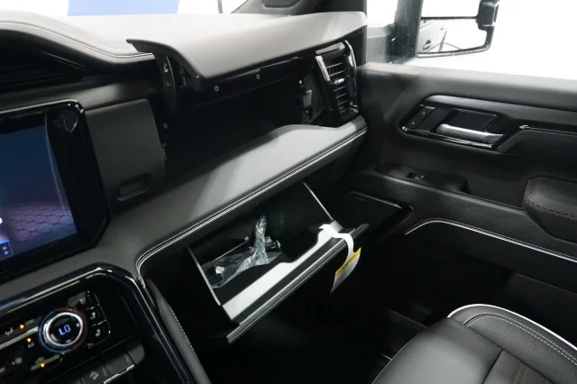 New 2026 Onyx Black GMC AT4X image 34