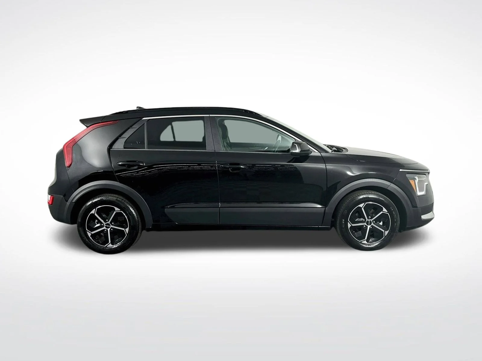 Used 2025 Aurora Black Pearl Kia EX image 9