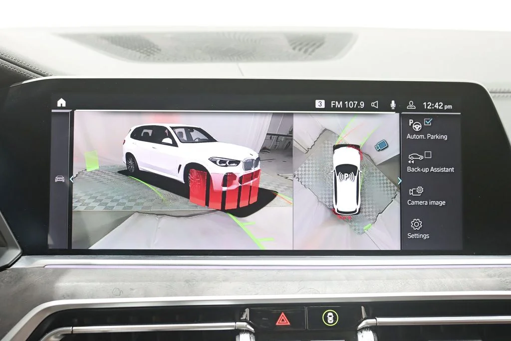 Used 2023 White BMW xDrive45e image 23