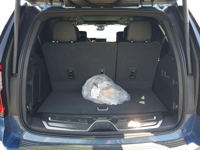 Used 2026  GMC Denali image 31